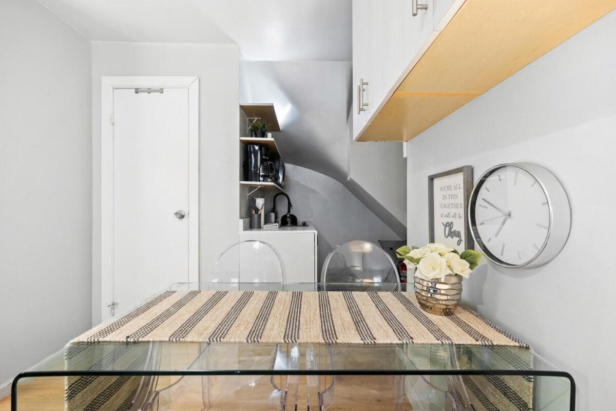 Studio Haven In Times Square & Nearby Restaurants New York Exterior photo